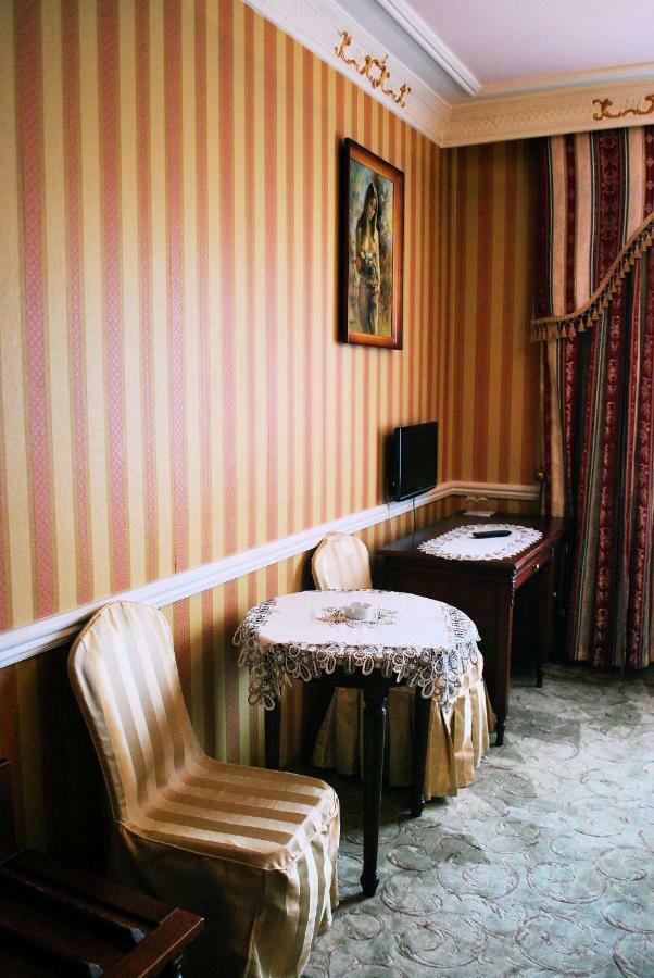 Hotel Ksiaze Poniatowski Lesznowola  ห้อง รูปภาพ
