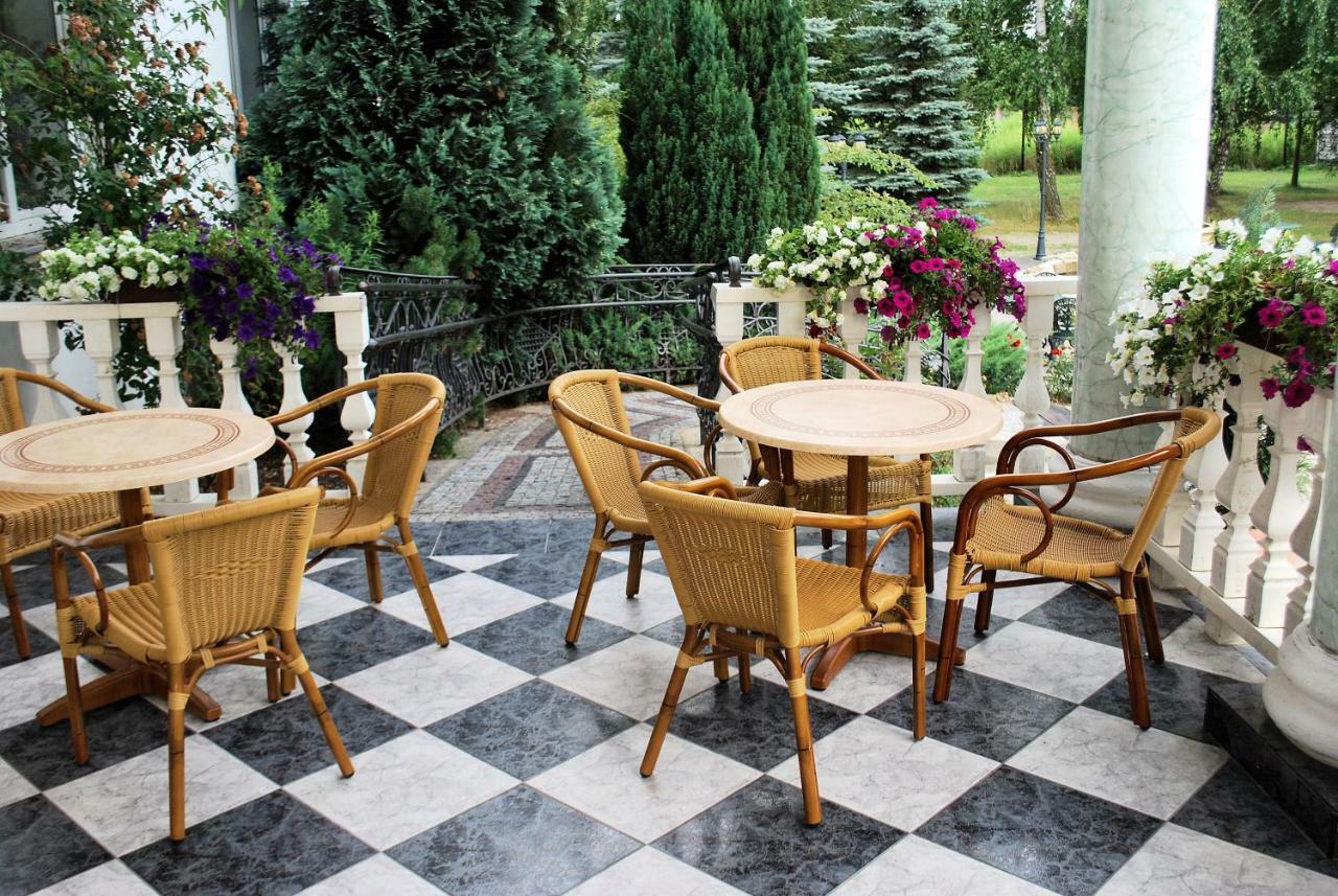 Hotel Ksiaze Poniatowski Lesznowola  ภายนอก รูปภาพ