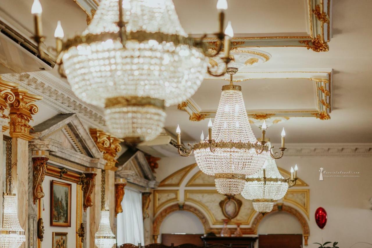 Hotel Ksiaze Poniatowski Lesznowola  ภายนอก รูปภาพ