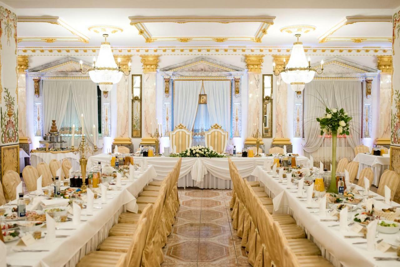 Hotel Ksiaze Poniatowski Lesznowola  ภายนอก รูปภาพ