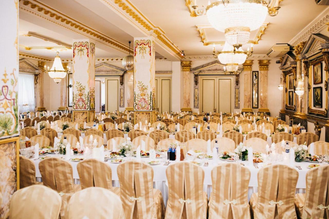 Hotel Ksiaze Poniatowski Lesznowola  ภายนอก รูปภาพ
