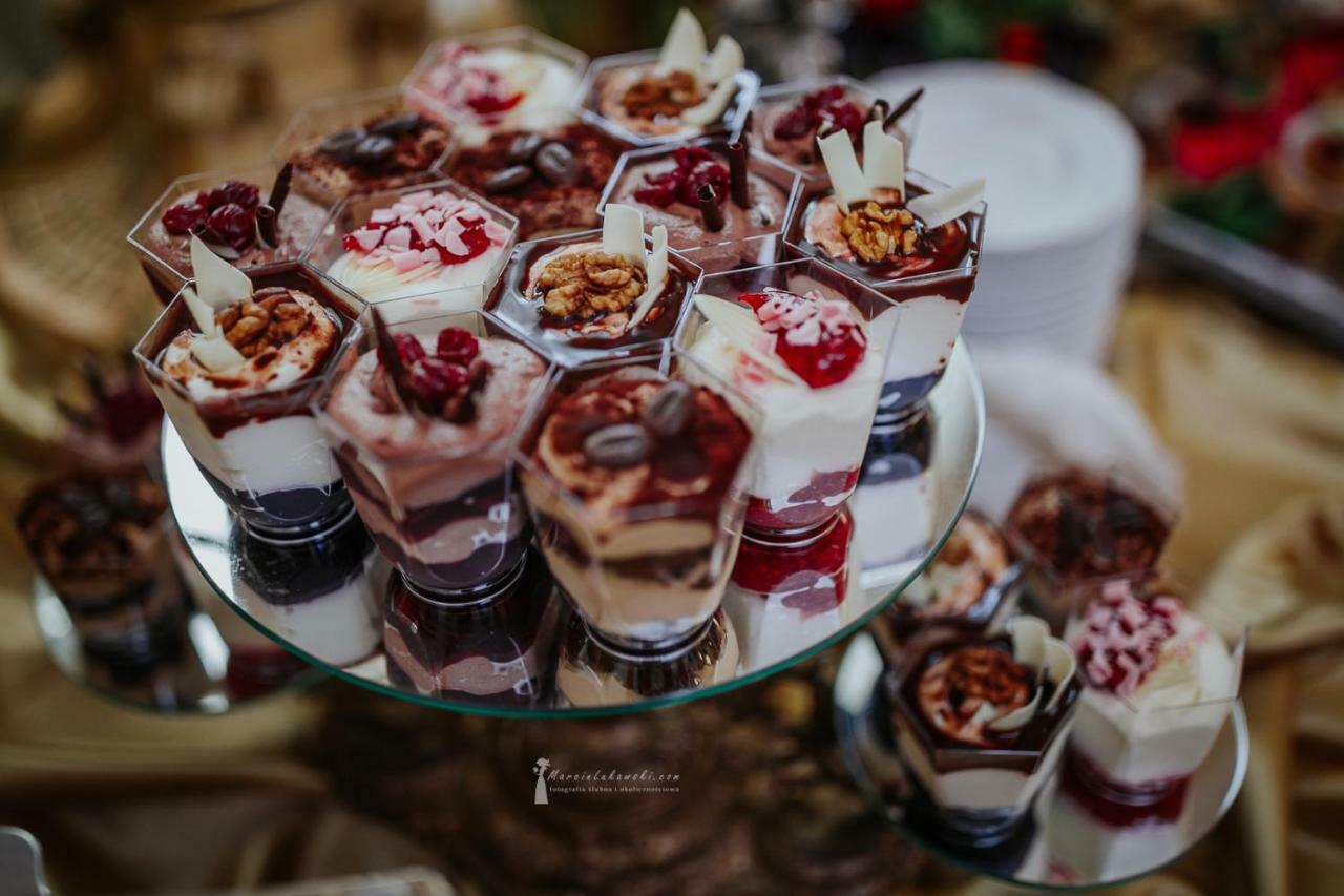 Hotel Ksiaze Poniatowski Lesznowola  ภายนอก รูปภาพ
